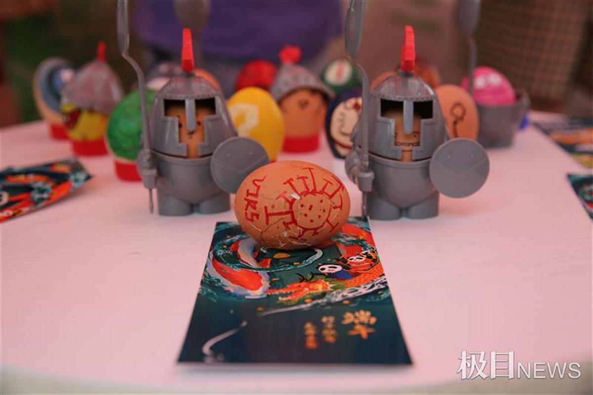 内湖上赛龙舟,武科大师生共赏端午文化