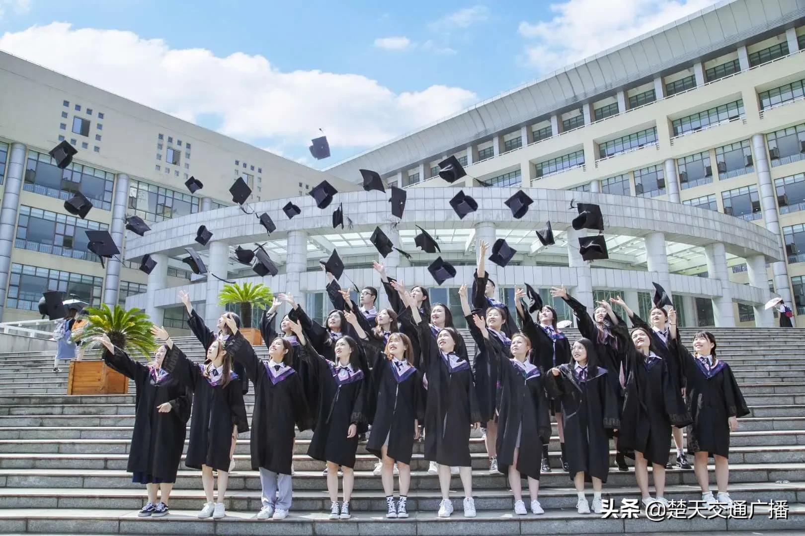 全员过英语八级!武科大有个“神仙”毕业班