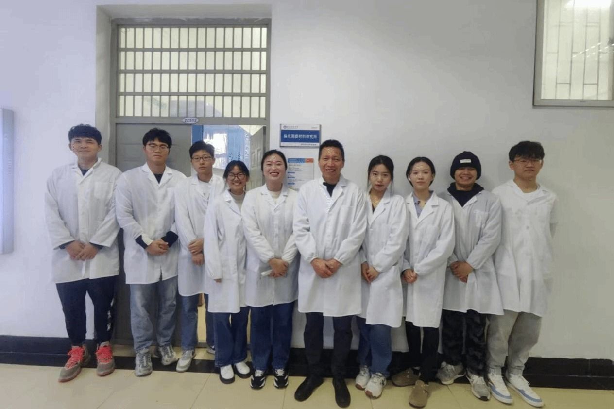 王玉华团队：争分夺秒 刷新科研时速