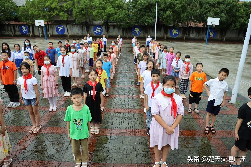JXF吉祥坊体育许白昊班开展“七七事变”纪念活动